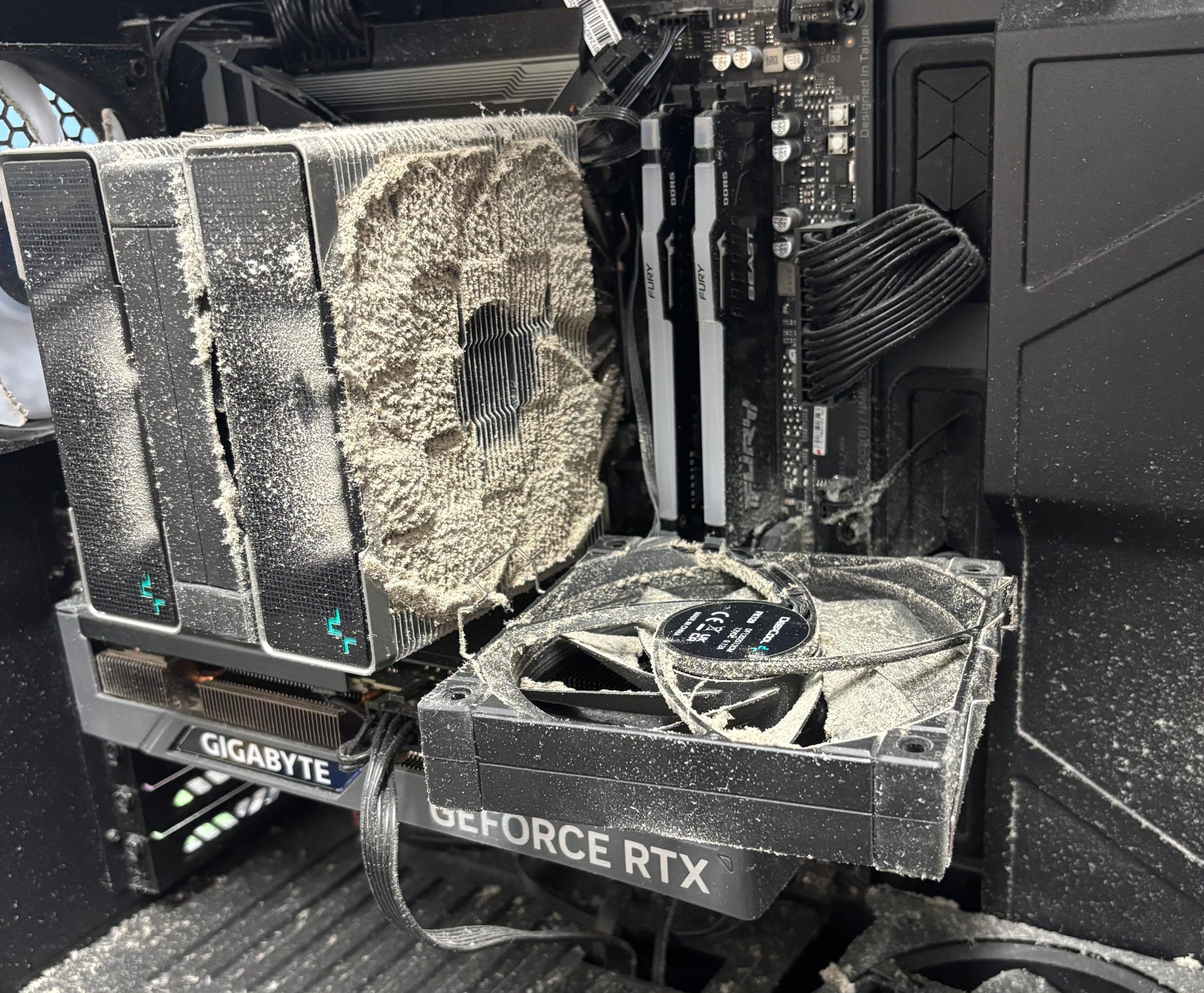 dusty computer picture